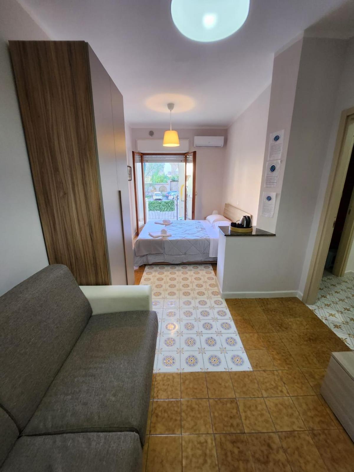 Sorrento'S Holidays Rooms 外观 照片